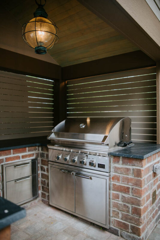 custom outdoor backyard kitchen in sioux falls, des moines, and rochester