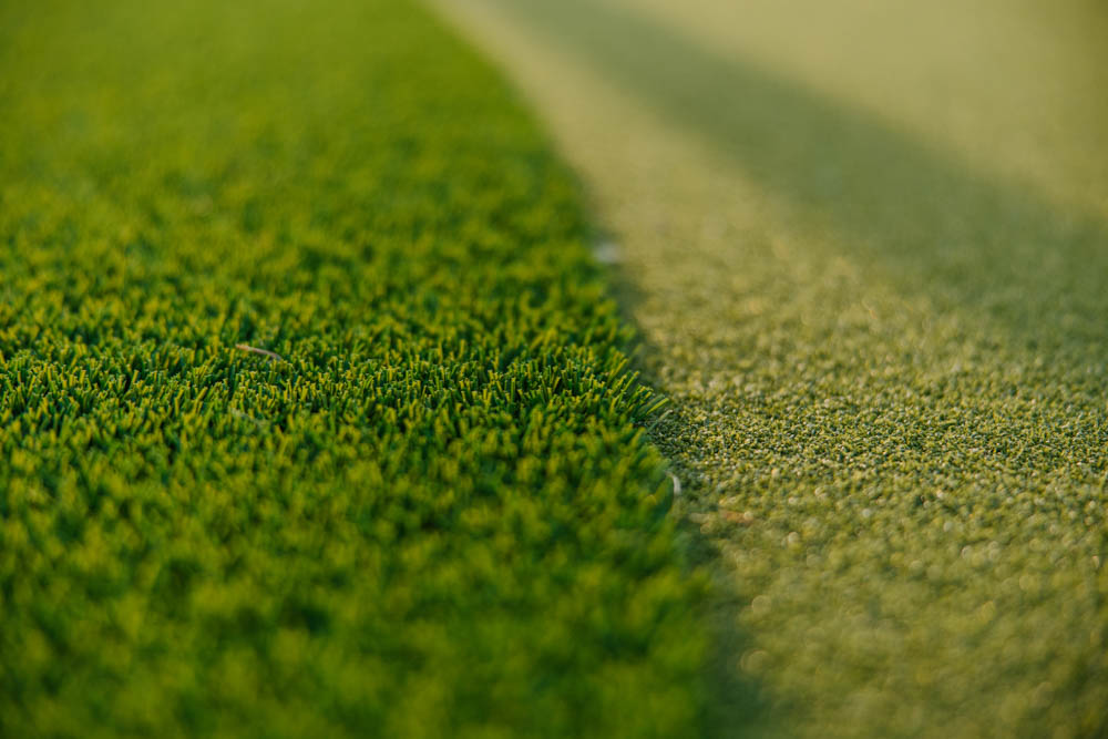 detail shot of an artificial turf putting green